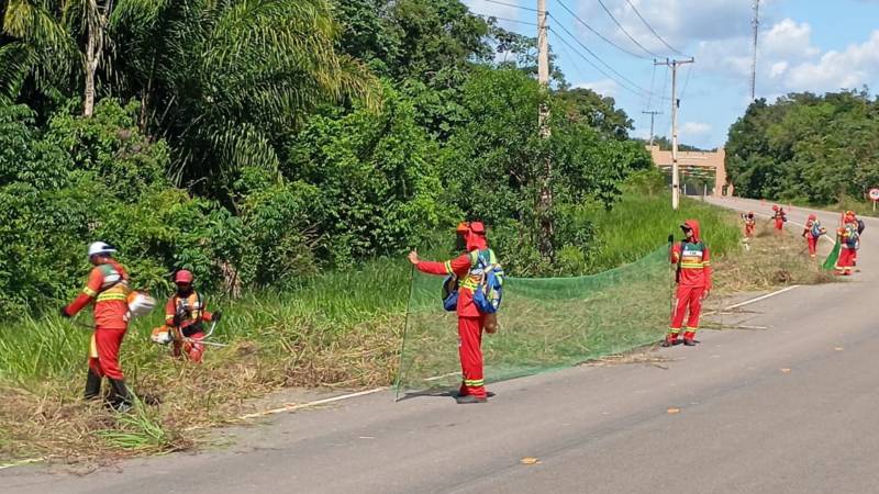 Festa de São Tiago: Governo do Amapá intensifica manutenção das rodovias AP-010 e AP-020, de acesso a Mazagão Velho