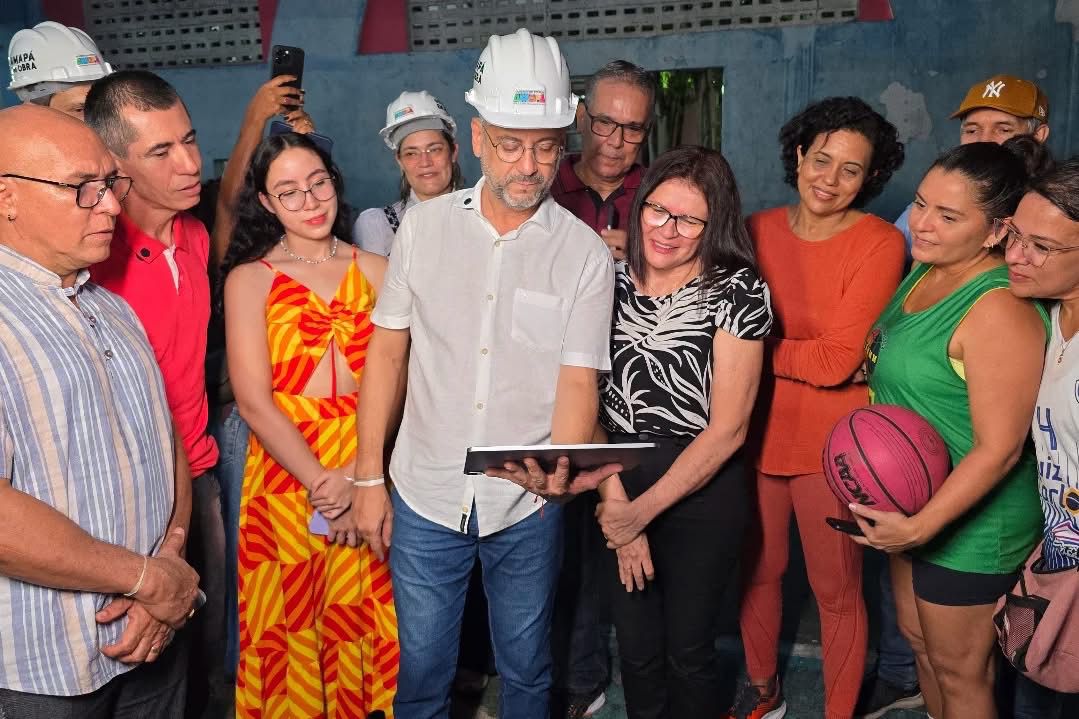 Governador Clécio Luís acompanha demolição de estrutura para construção do novo Ginásio Paulo Conrado, em Macapá