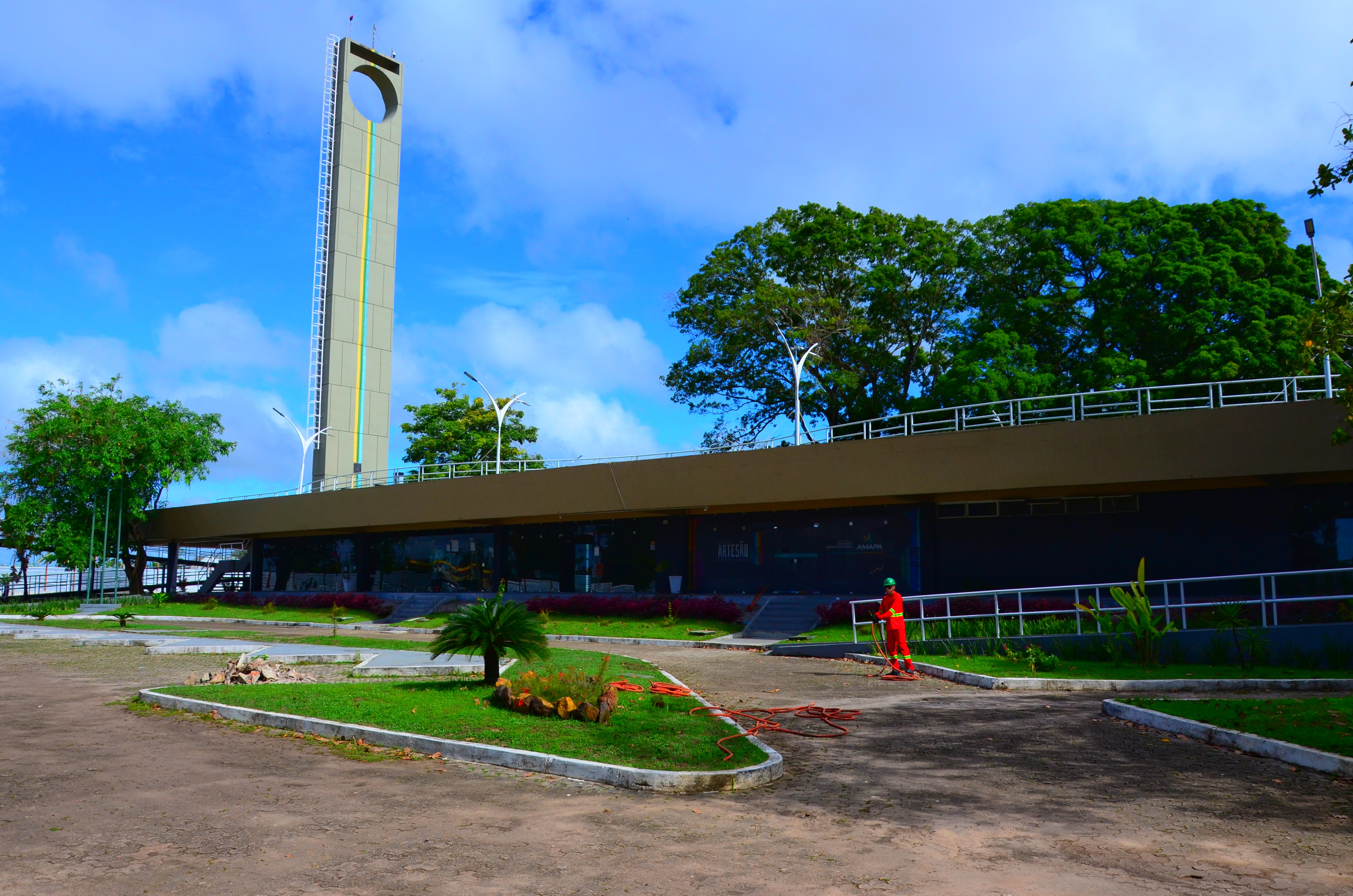 Governo do Amapá inicia revitalização do Monumento Marco Zero do Equador