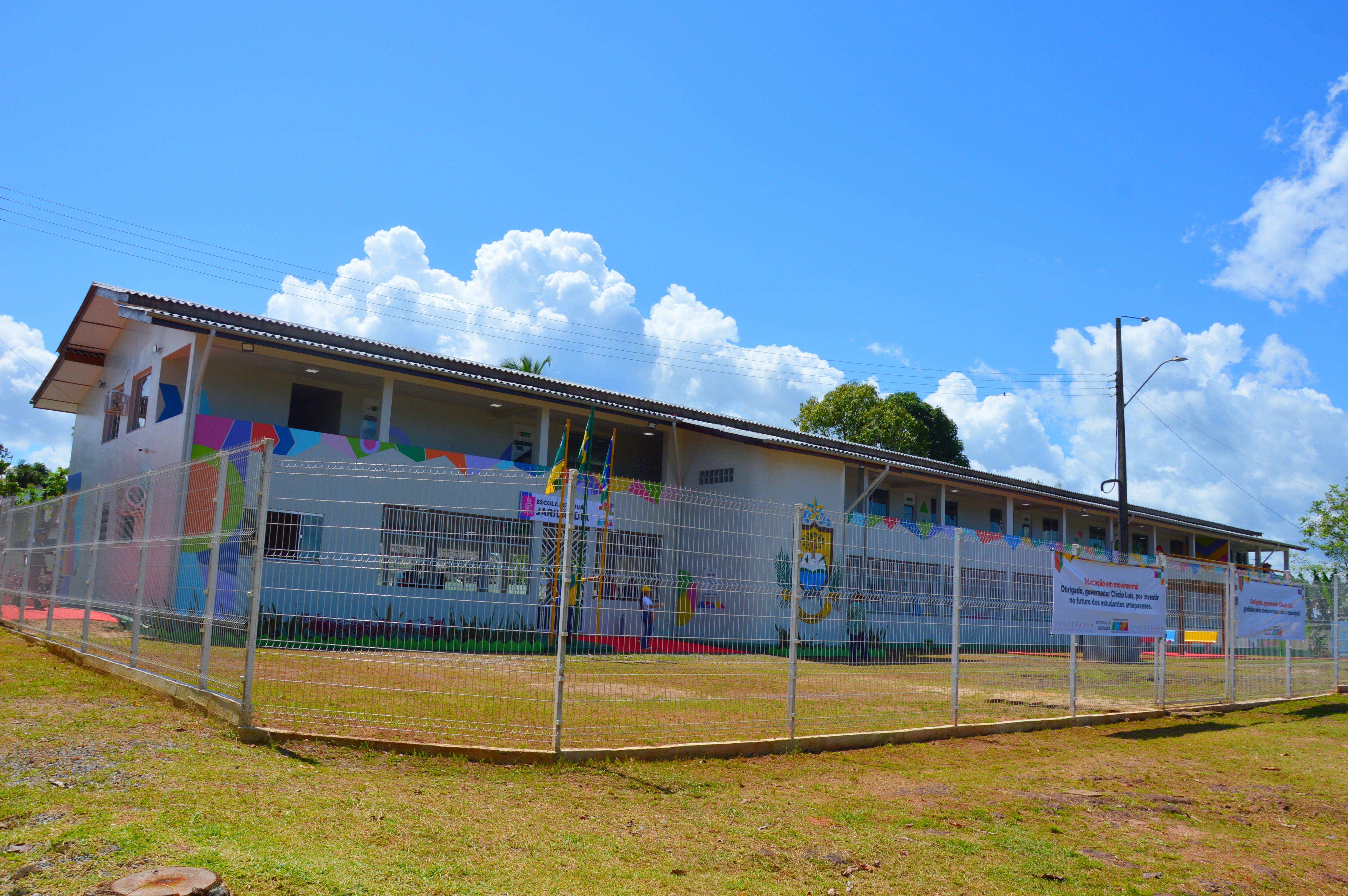 Governo do Amapá entrega Escola Estadual Jarilândia totalmente reconstruída em Vitória do Jari