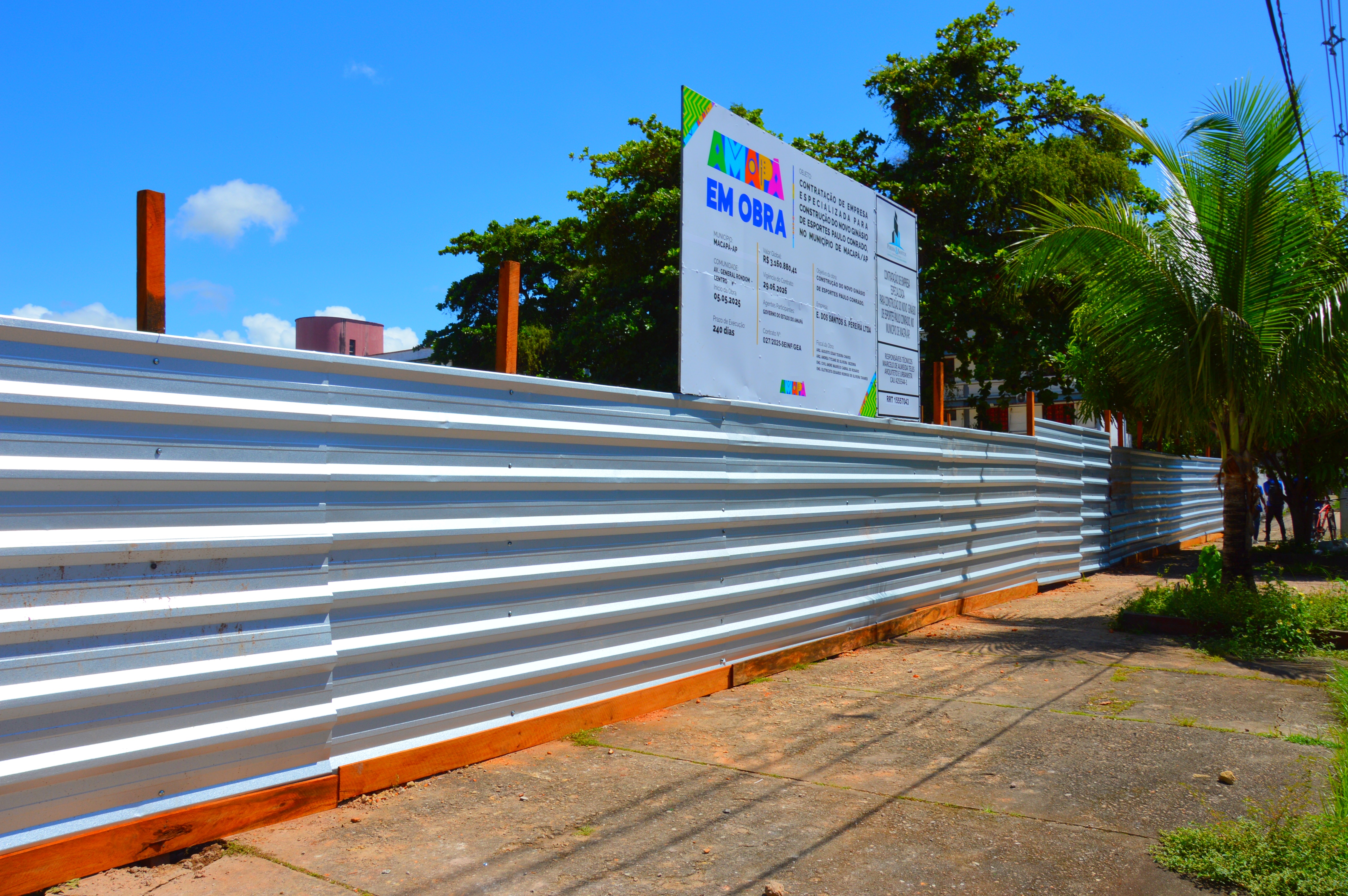 Governo do Estado atua na reconstrução do Centro Didático Ginásio Paulo Conrado Bezerra em Macapá