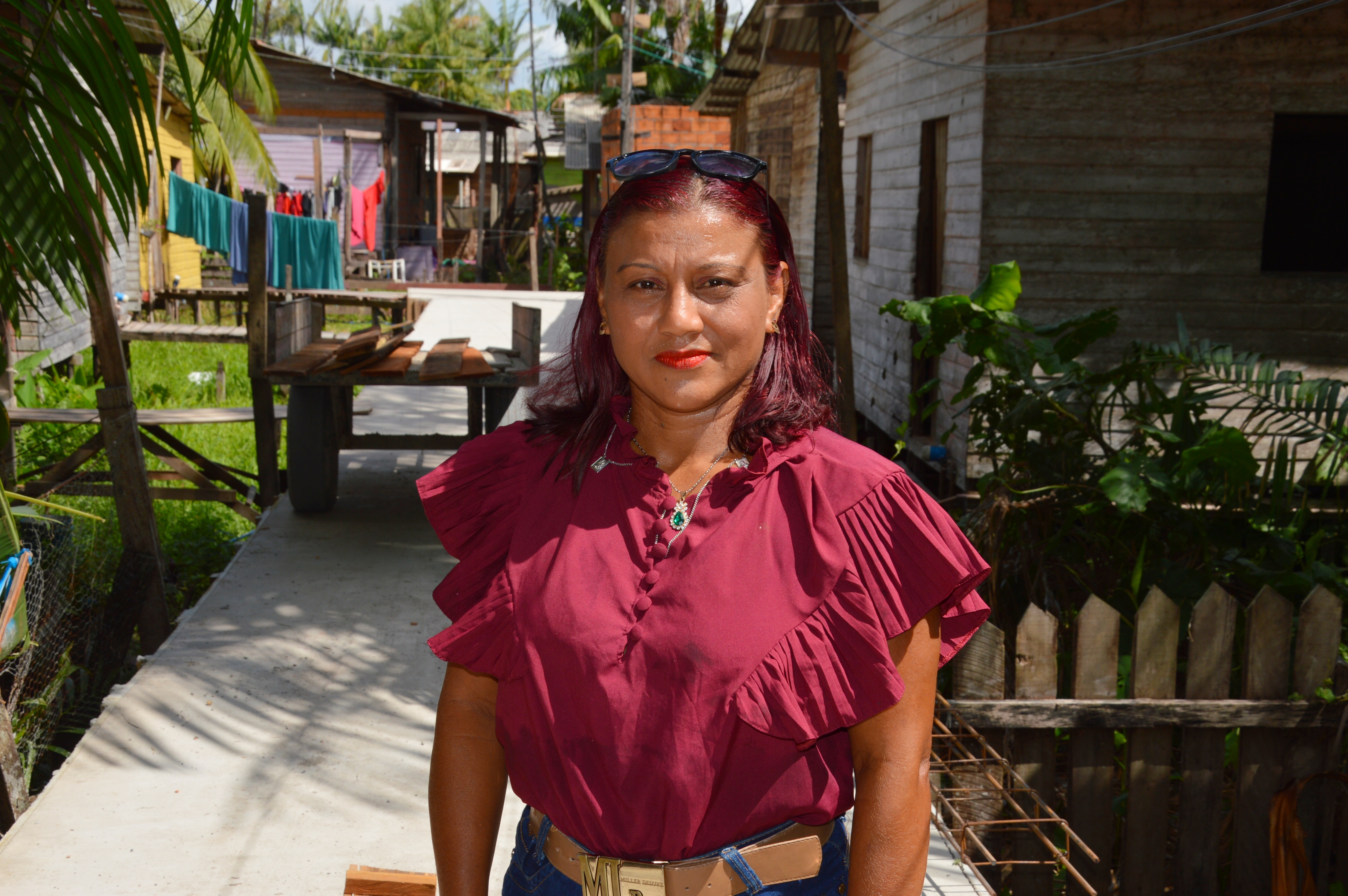 'Agora é concreto de verdade, um sonho sendo realizado', celebra moradora da ponte do Apertadinho com obra de mobilidade do Governo do Amapá