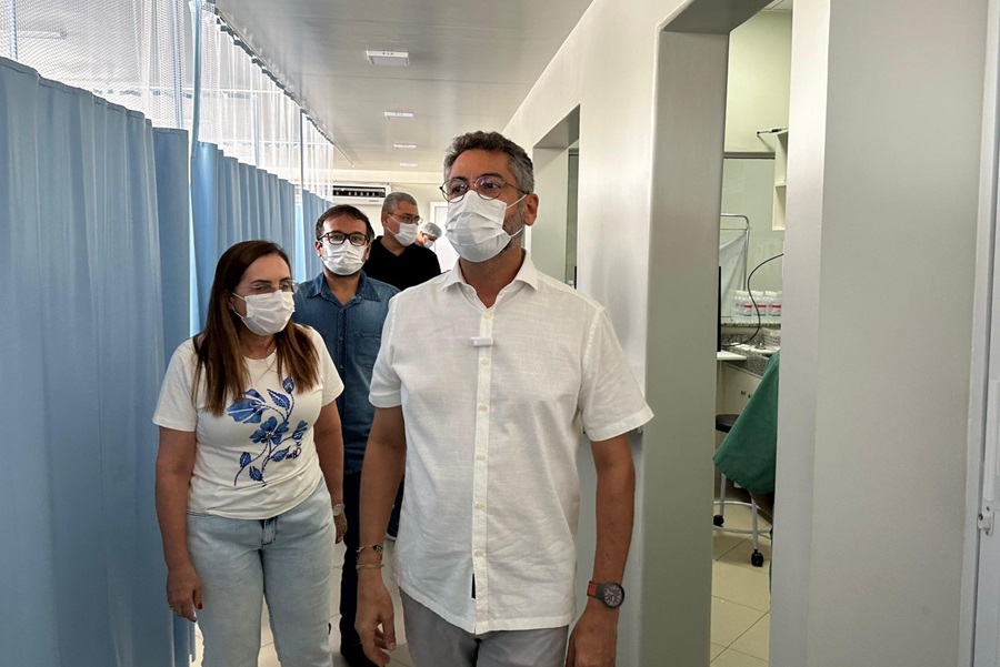 Governador Clécio Luís realiza inspeção no Hospital de Emergência de Macapá