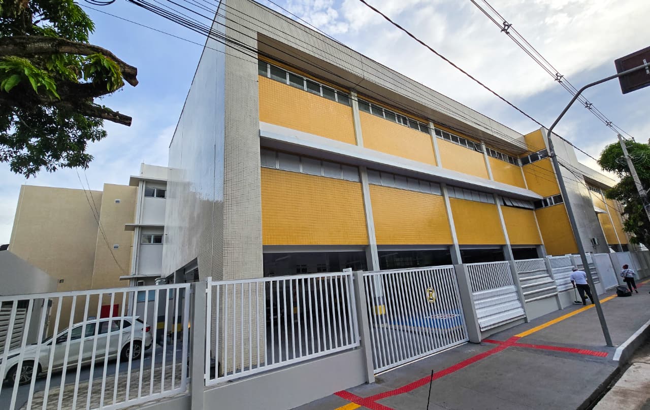 Governador Clécio vistoria ajustes finais para entrega do novo Hospital da Criança e Adolescente do Amapá