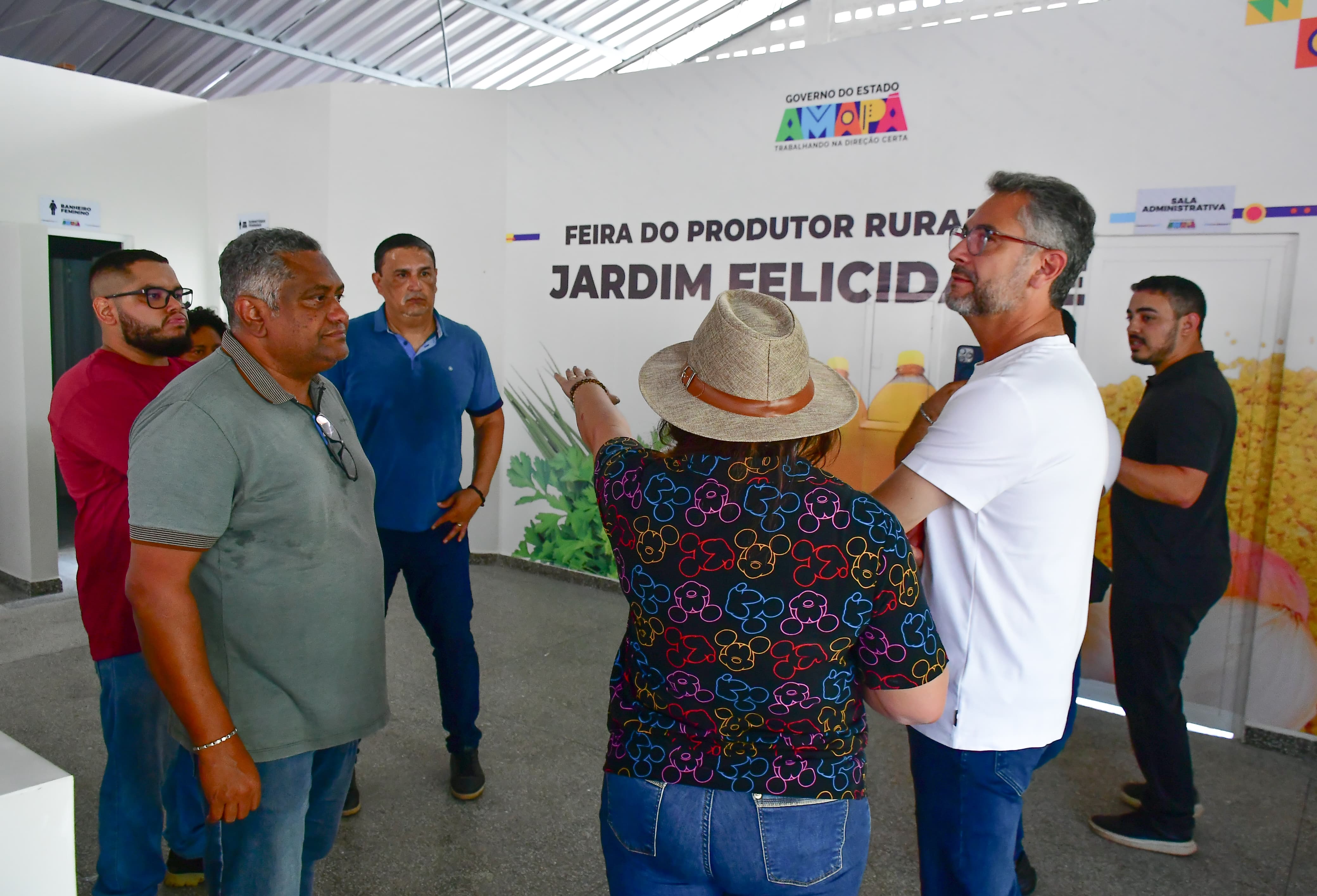 Governador Clécio Luís vistoria reconstrução da Feira do Jardim Felicidade, que será reinaugurada em Macapá