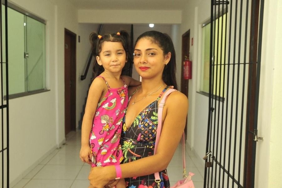 ‘Não esperava esse presente maravilhoso’, diz sorteada ao ganhar apartamento mobiliado no Residencial Vila dos Oliveiras