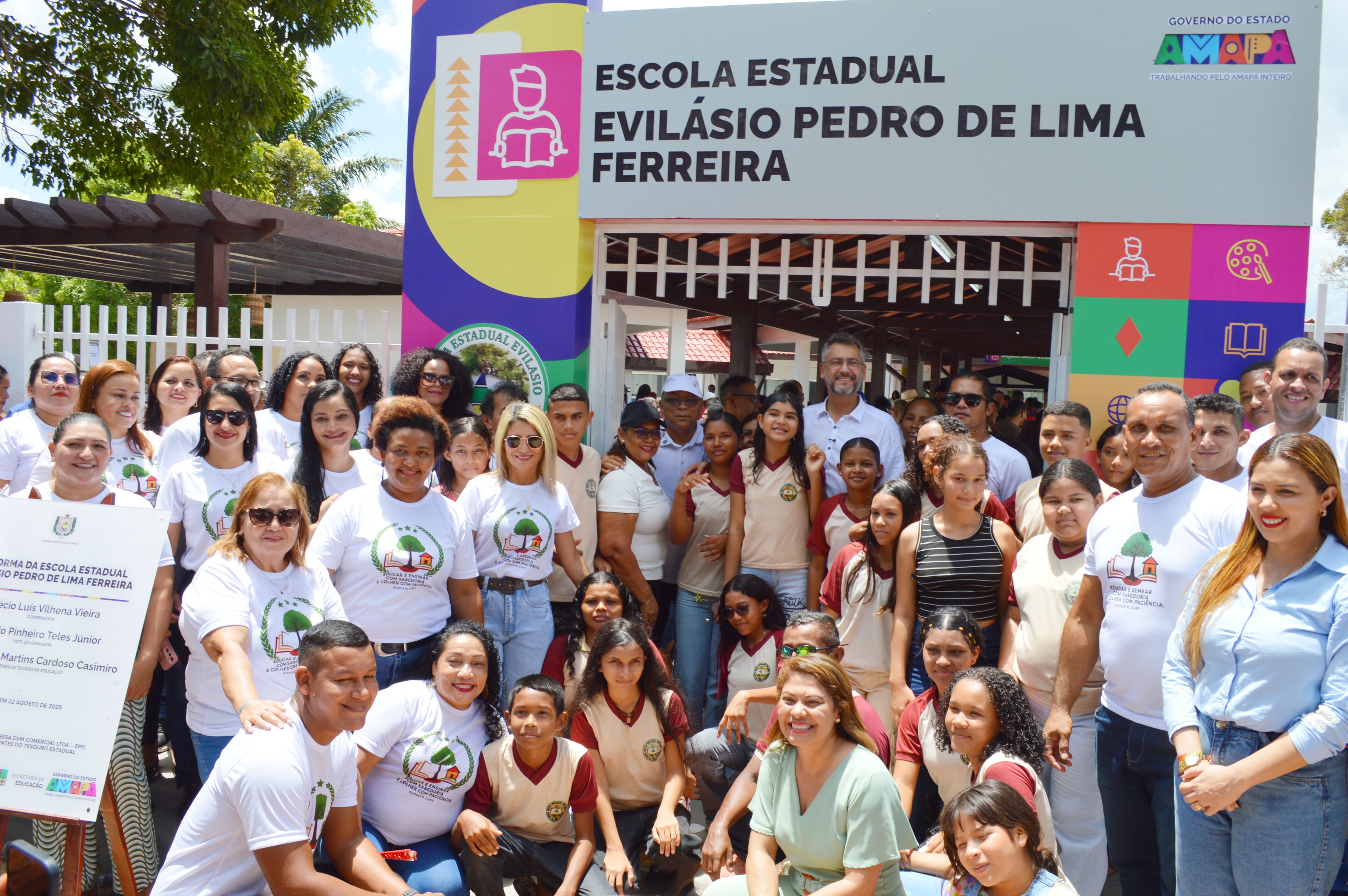 'Será o equipamento mais importante para o futuro da Vila Maracá', diz governador Clécio Luís na entrega da 28ª escola da gestão, em Mazagão