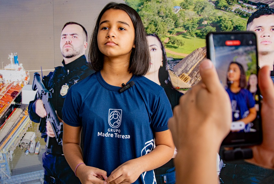 'Não é brincadeira e devemos denunciar', diz estudante em ação da Polícia Civil de combate aos perigos virtuais