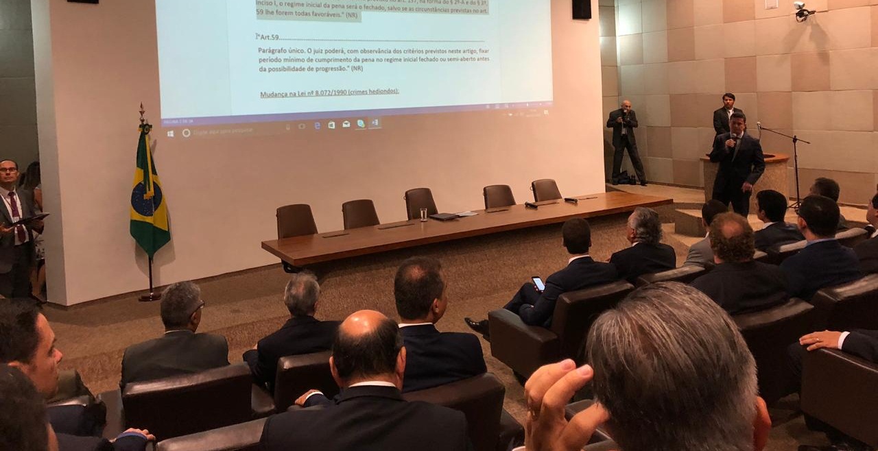 SECRETÁRIO DE SEGURANÇA PÚBLICA PARTICIPA DA APRESENTAÇÃO DO PROJETO ANTICRIME