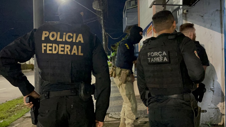 Força-Tarefa da Segurança Pública cumpre mandados para investigar o comércio de drogas em Macapá