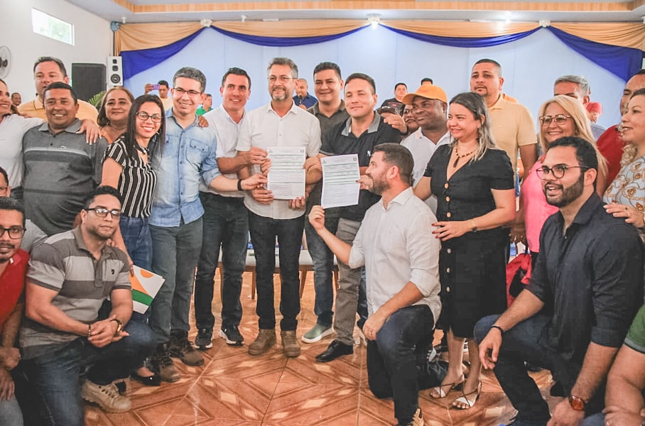 Governo entrega para extrativistas do Amapá autorização para o maior projeto de manejo florestal comunitário do país