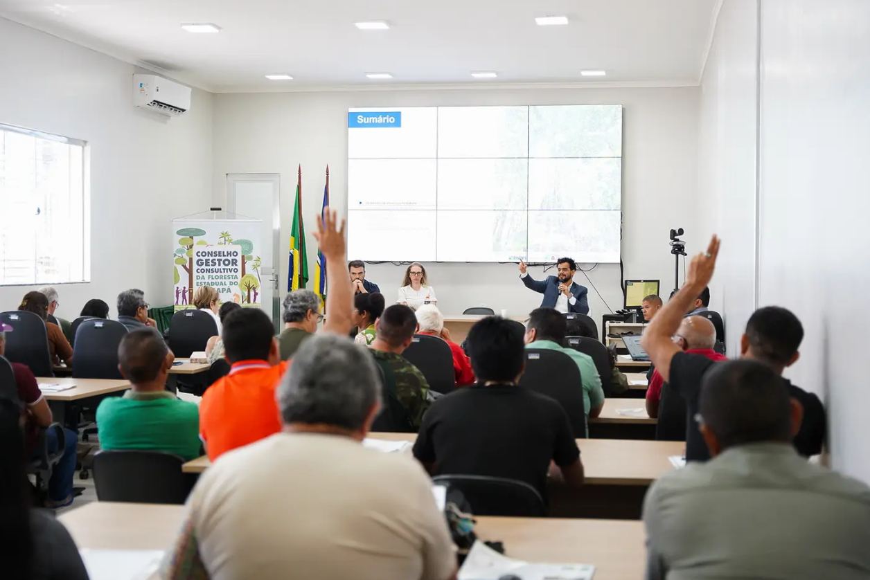 Governo do Estado reúne Conselho Gestor da Flota para alinhar demandas e uso sustentável da floresta do Amapá