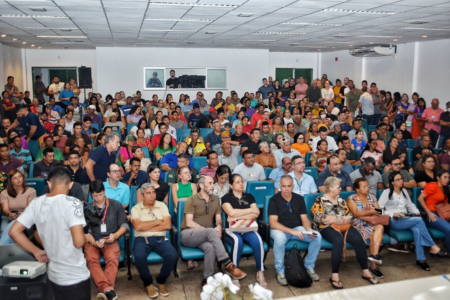 Governo do Amapá debate com moradores de Porto Grande os impactos ambientais da exploração de minério na região