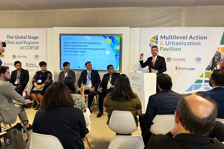 COP 28: Amapá apresenta manejo florestal sustentável como modelo de bioeconomia e geração de empregos na Amazônia