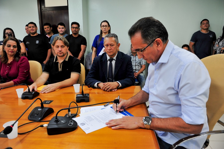 Governo incorpora gratificação para servidores do Grupo Penitenciário