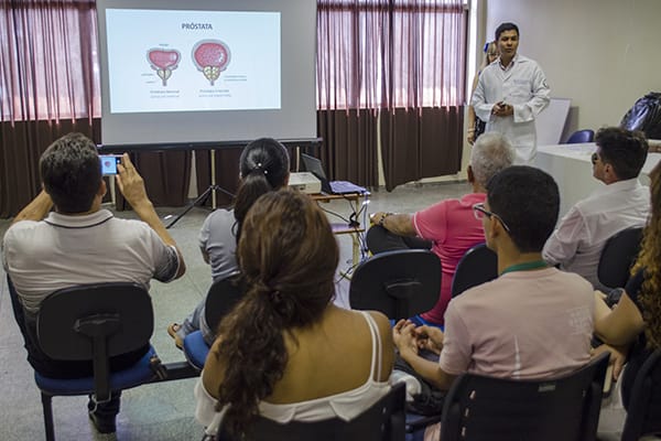 Hcal conscientiza servidores sobre cuidados com a saúde