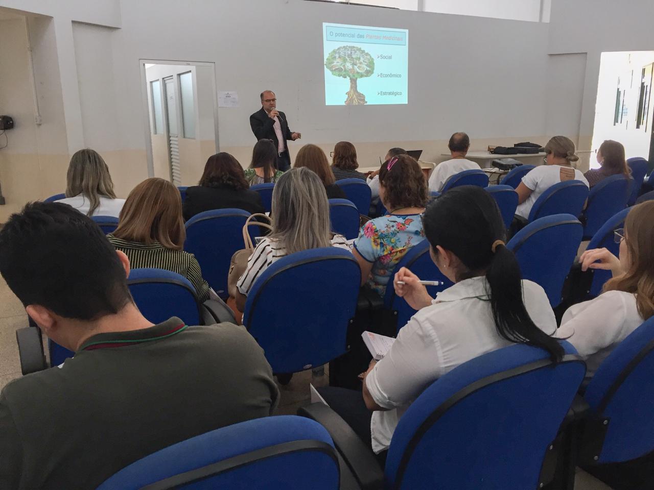 Plantas medicinais e fitoterápicos serão implementados na rede SUS