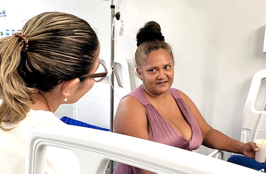 ‘Enxerguei o amor e o comprometimento dos profissionais’, relata mãe de paciente internado no Hospital da Criança e do Adolescente 