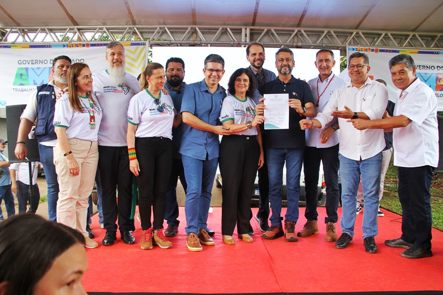 Governador Clécio Luís e ministra Nísia Trindade lançam obra para construir o 1º Centro Transfronteiriço de Vigilância em Saúde do país, em Oiapoque