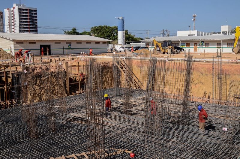 Governo do Amapá finaliza fundações e prepara pilares e lajes do novo Hospital de Emergências de Macapá