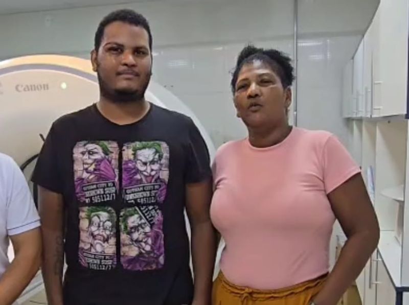 ‘Mesmo com muita demanda, eles se preocupam com as vidas’, diz mãe de paciente que passou por cirurgia no HE de Macapá