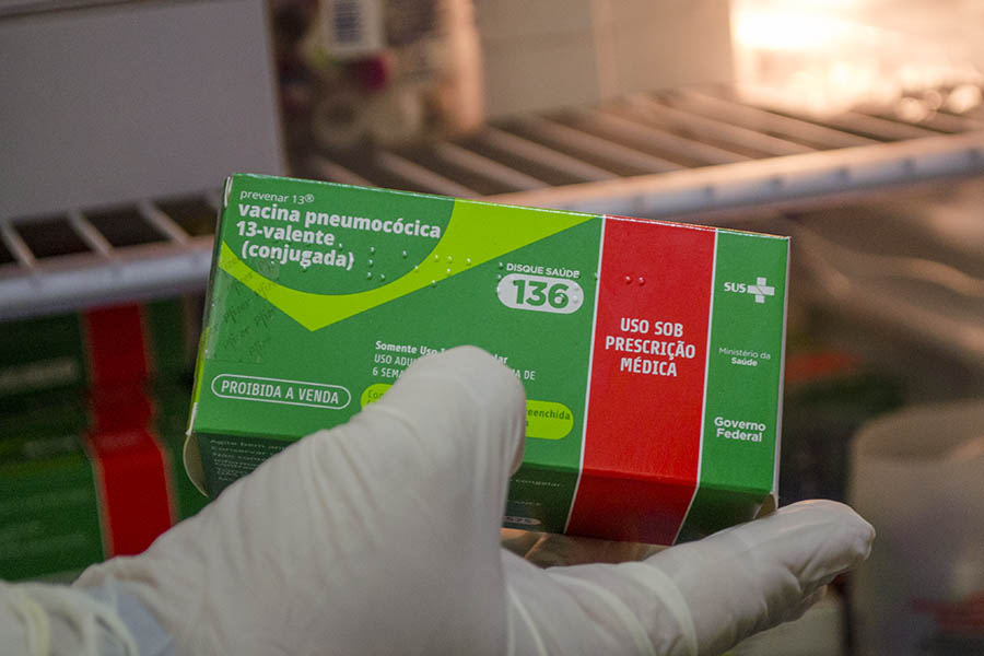 600 novas doses de vacina contra a pneumonia chegam para público com imunidade fragilizada