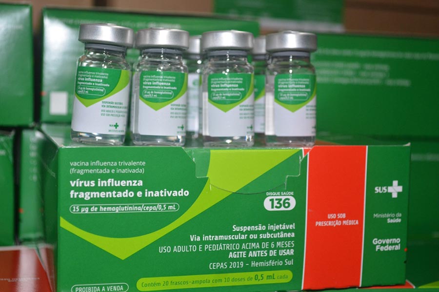 Amapá recebe primeira remessa de vacinas para campanha contra o Influenza