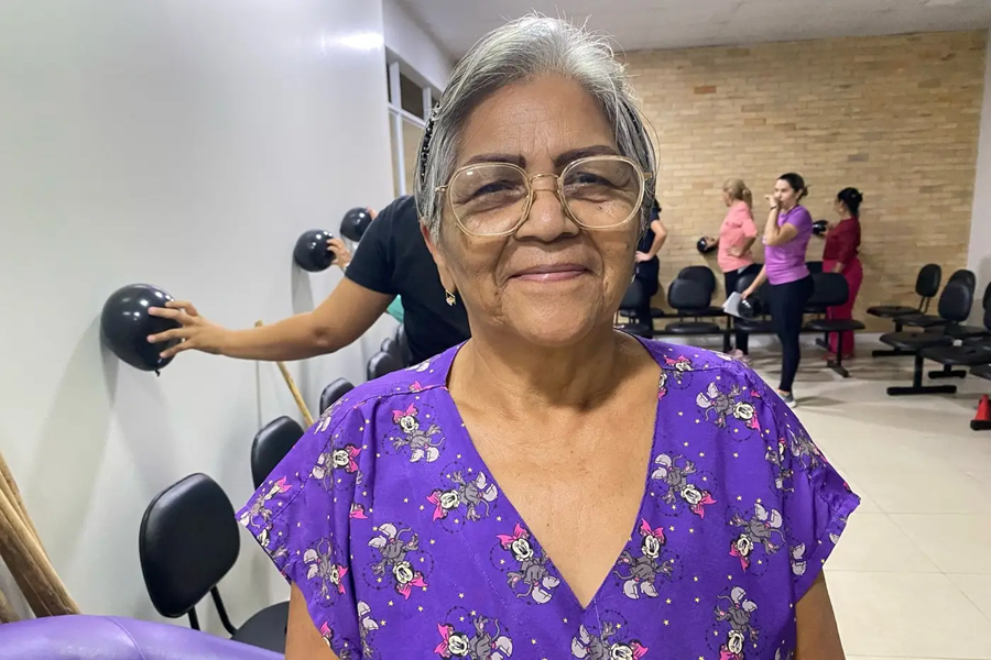 ‘Estou me sentindo melhor depois do plantão’, diz técnica de enfermagem em ação de saúde e segurança no trabalho no Hospital da Mulher Mãe Luzia
