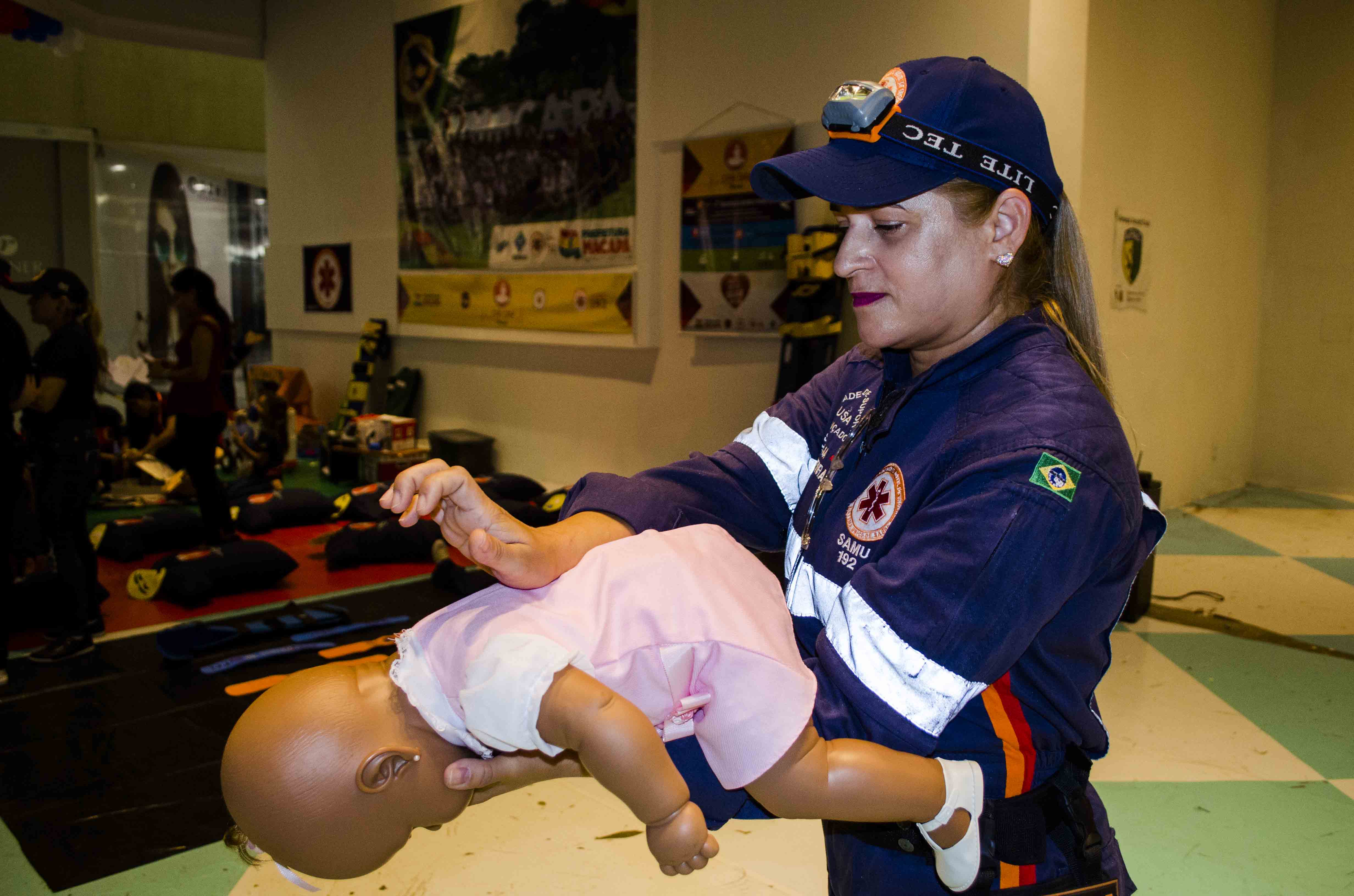 Samu celebra 13 anos de fundação com exposição de primeiros socorros