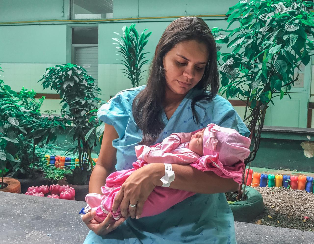É menina! Primeiro bebê amapaense de 2020 nasceu a meia-noite