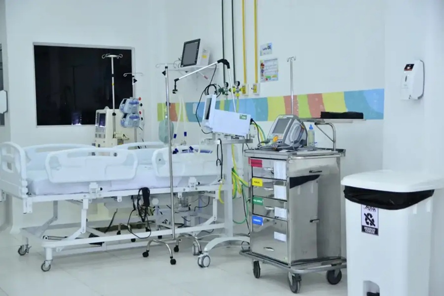Hospital da Criança e do Adolescente registra 100% dos leitos de UTI com pacientes com síndrome respiratória aguda grave, em Macapá
