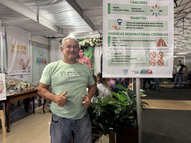 'Estou há 10 anos sem cigarro', celebra visitante ao ver ação contra tabagismo na 53ª Expofeira do Amapá