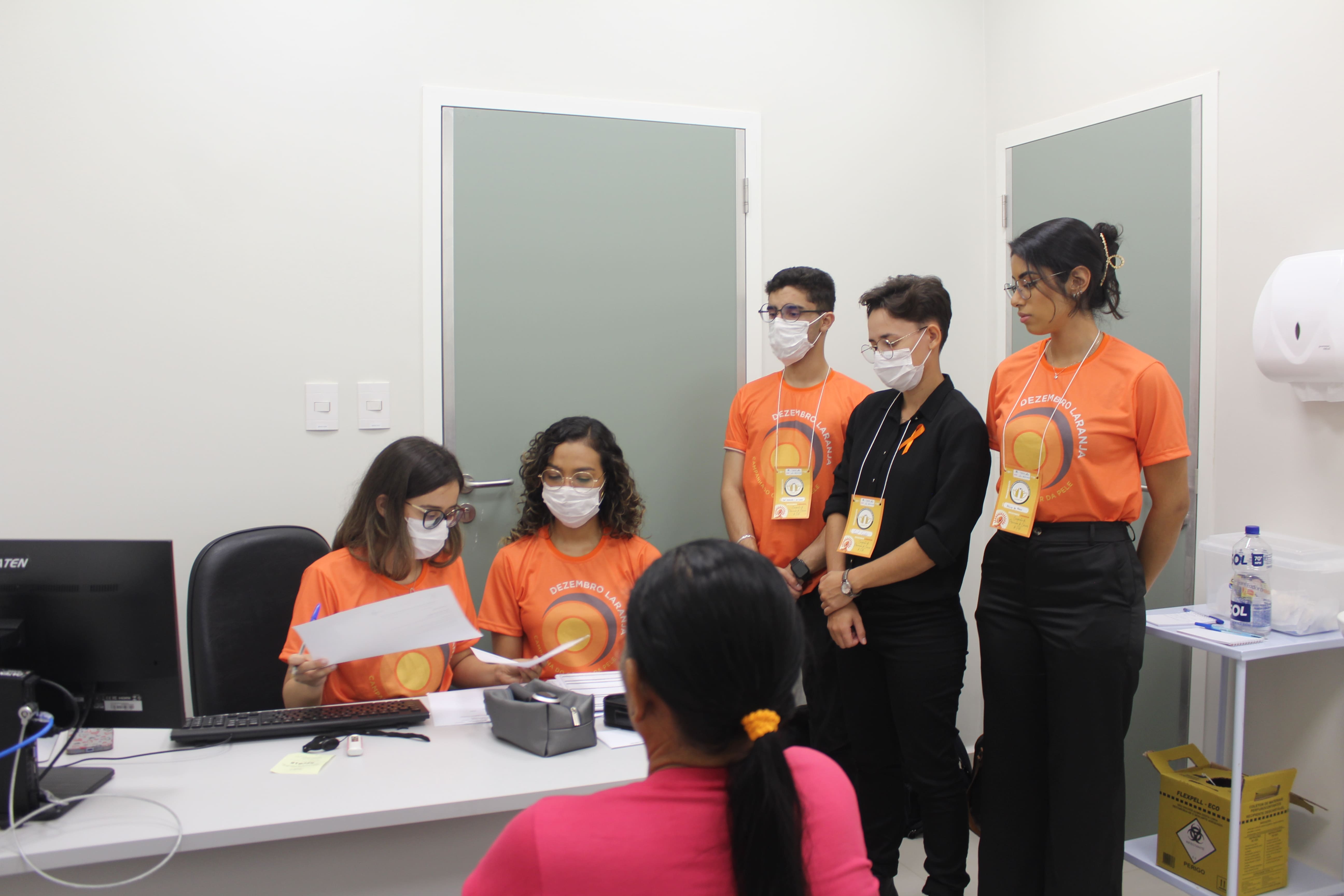 Dezembro Laranja: Governo do Amapá e Unifap garantem atendimento dermatológico para 40 pescadores