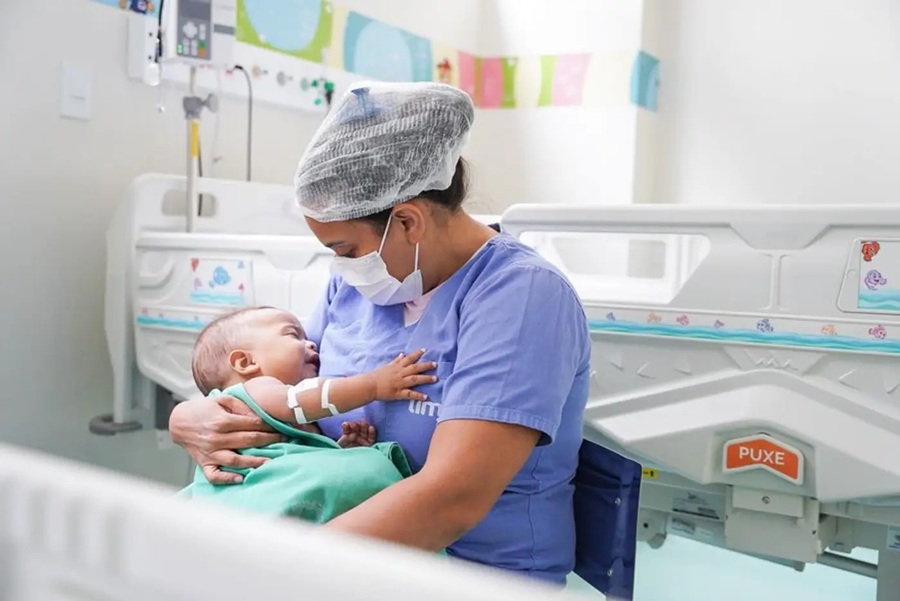 Entregue pelo Governo do Amapá, novo centro cirúrgico do Hospital da Criança realiza primeiro procedimento de herniorrafia