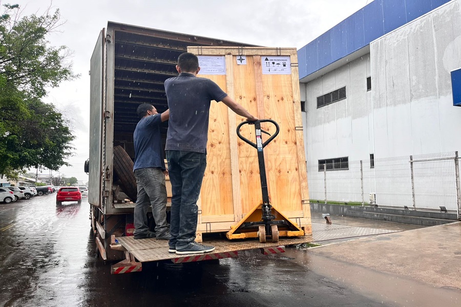 Governo do Amapá garante segundo arco cirúrgico para acelerar procedimentos no HE, em Macapá