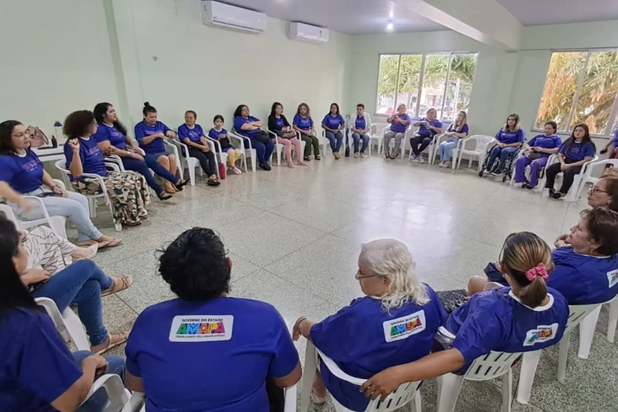 Governo do Amapá promove momento de cuidado e acolhimento para pacientes com fibromialgia no Cerpis