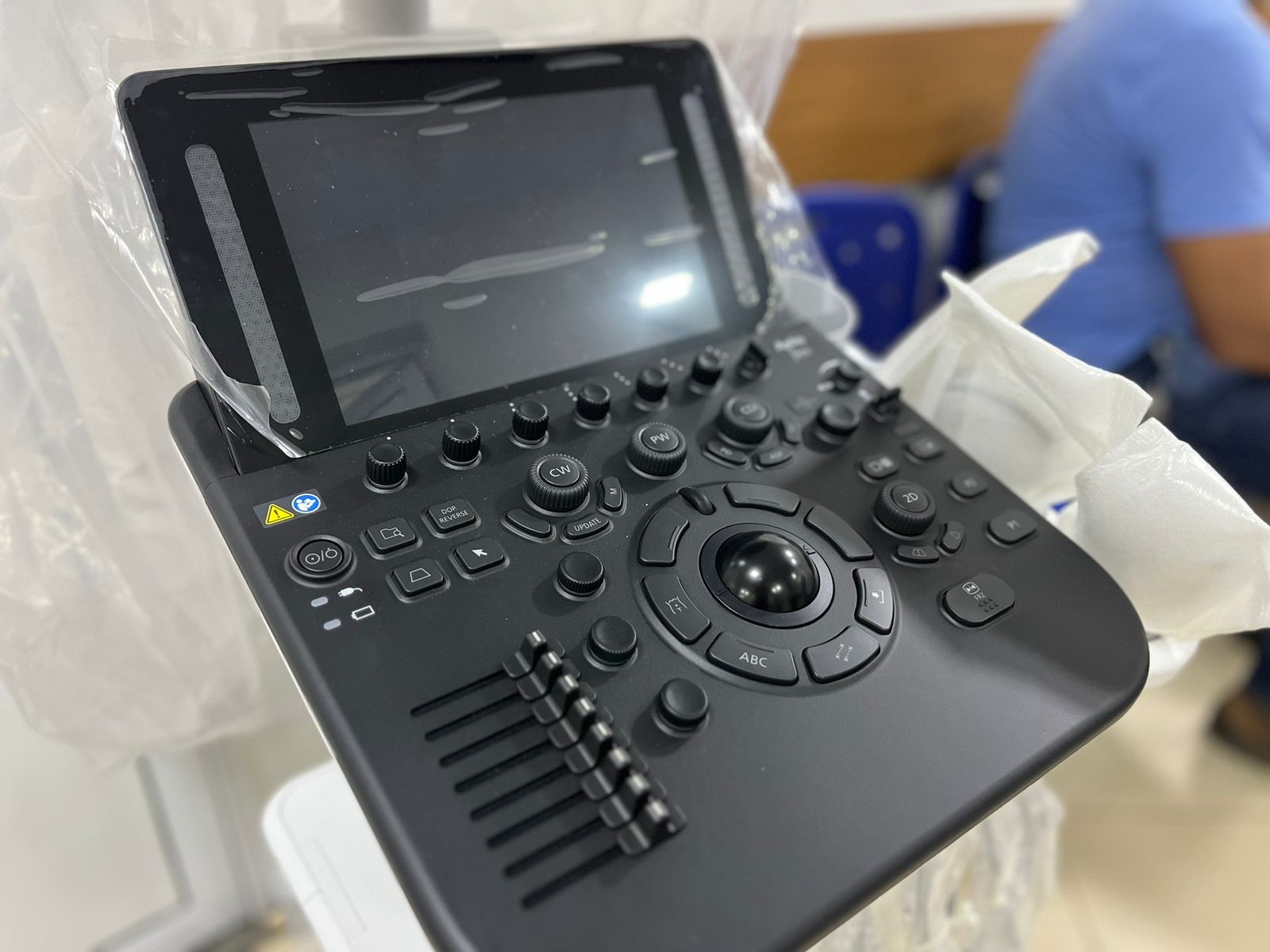 Governo do Amapá entrega aparelhos de imagem para o Hospital de Emergências e amplia oferta do exame de ultrassom