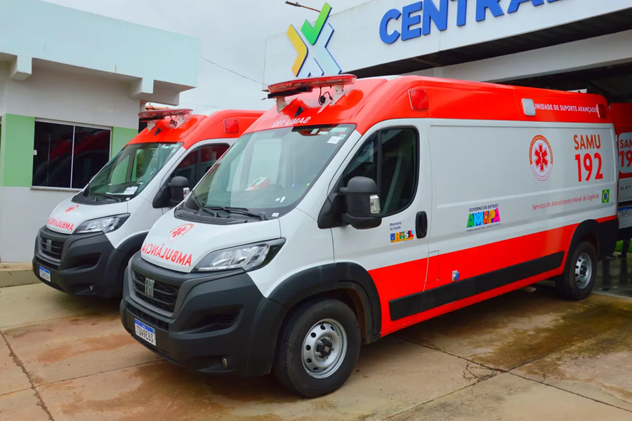 Para fortalecer a assistência pré-hospitalar, Governo do Amapá entrega duas novas ambulâncias para o Samu do Estado