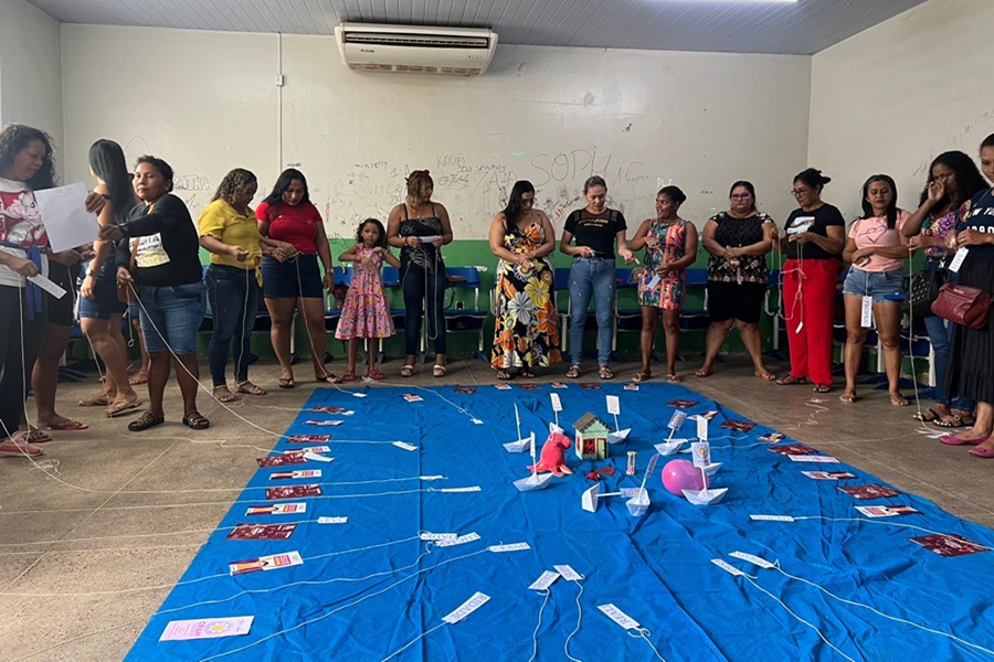 Governo do Amapá leva acolhimento e orientação sobre violência doméstica para pescadoras de Oiapoque
