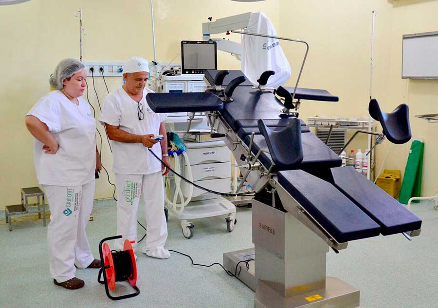 Reaparelhamento da saúde garante novas mesas cirúrgicas para o Hospital Alberto Lima