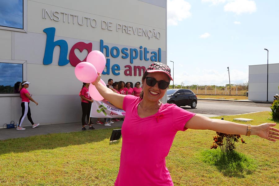 Encerramento do Outubro Rosa pelo Super Fácil tem prevenção de câncer para servidoras
