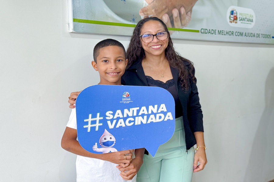 ‘Nunca deixei de levar para vacinar’, diz mãe que trouxe filho para receber dose de vacina contra dengue, em Santana