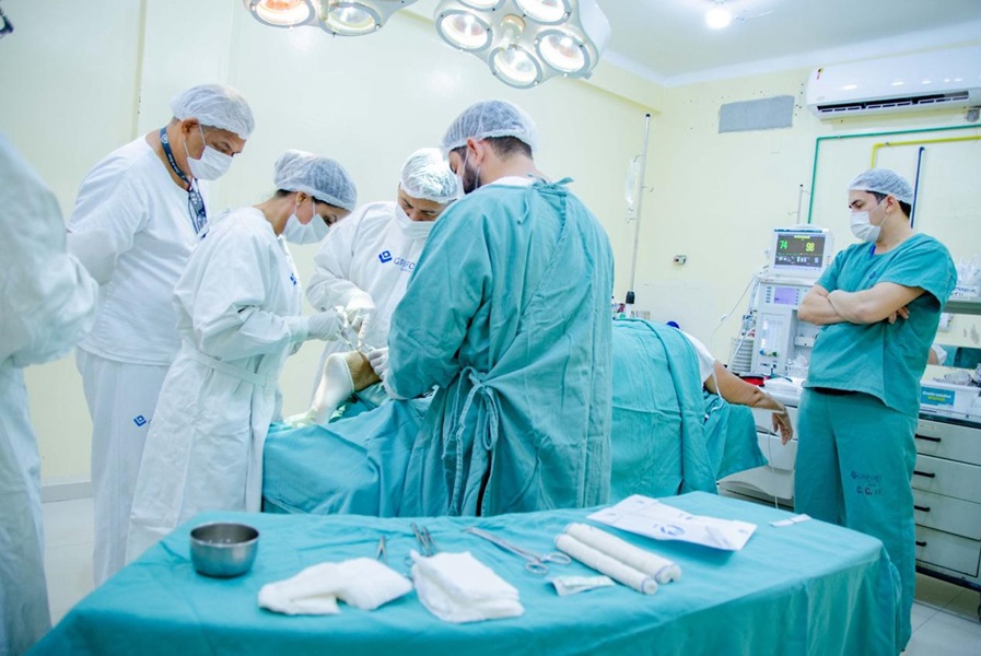 Hospital de Emergência já realizou mais de 130 procedimentos cirúrgicos no mês de abril