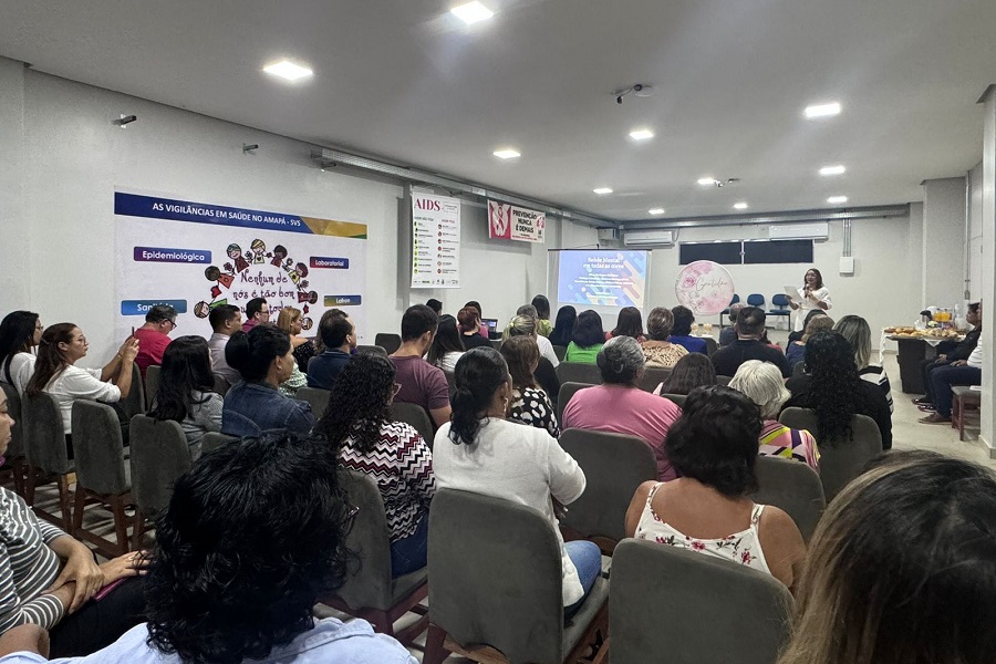 Governo do Amapá reforça necessidade de cuidados com a saúde mental durante roda de conversa com servidores da Saúde