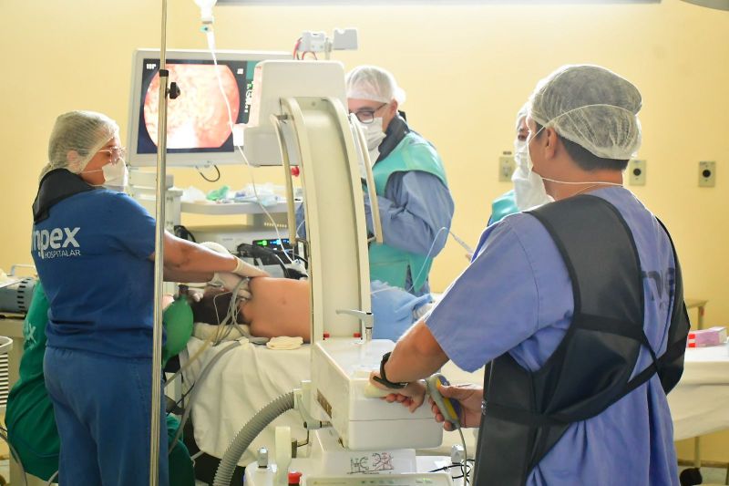 Governo do Amapá investe em cirurgia inédita para salvar criança com varizes no esôfago