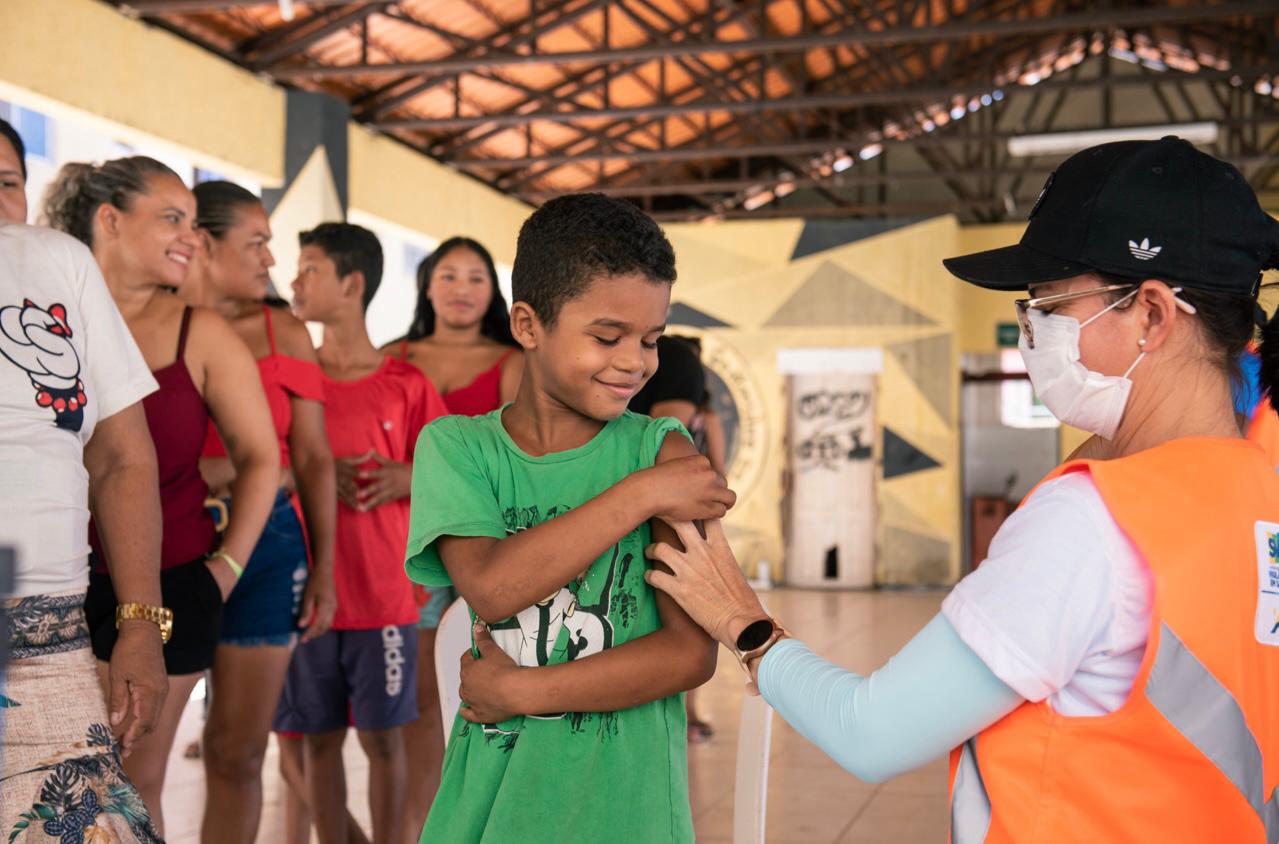 Governo do Amapá fará atualização da caderneta de vacinação dos alunos dentro das escolas estaduais