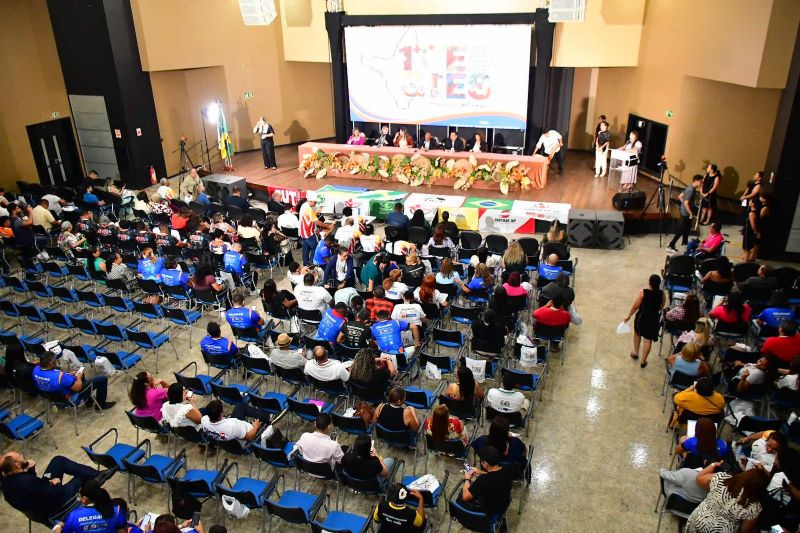 Governo do Amapá debate propostas para fortalecer o SUS em conferência de gestão do trabalho