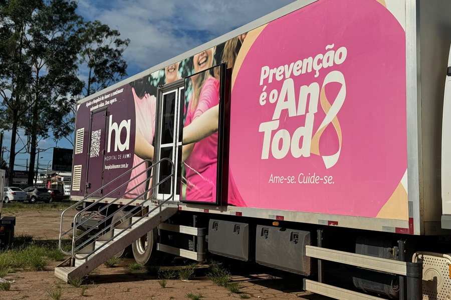 Governo do Amapá e Hospital do Amor promovem ação itinerante de exames de mamografia, em Santana