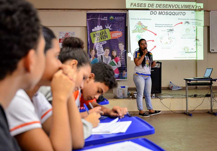 Estado sensibiliza comunidade escolar sobre a importância de combater Aedes aegypti