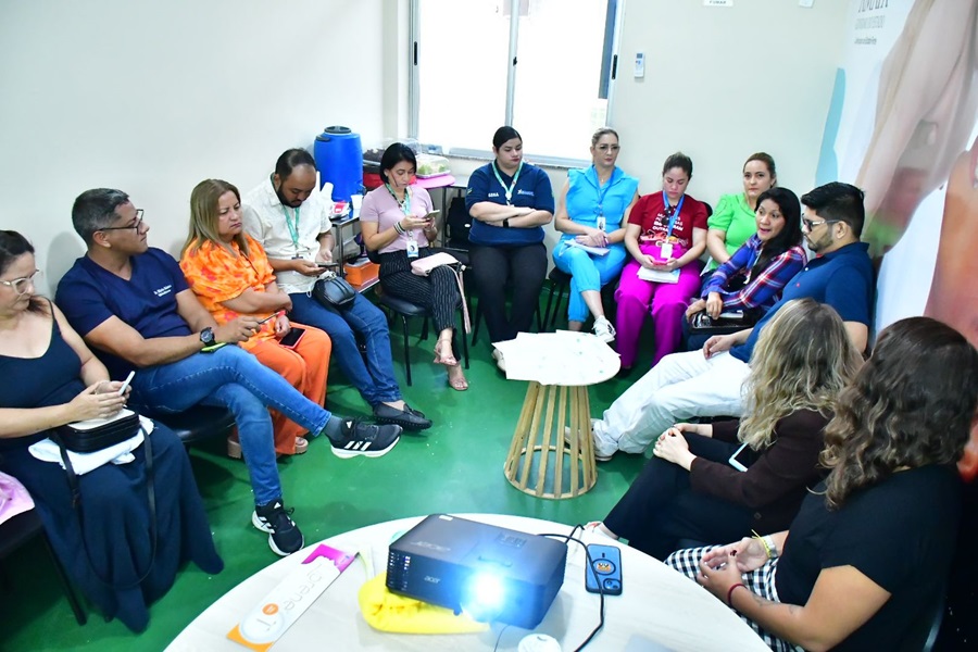 Profissionais da rede pública de saúde participam de curso de formação para ampliação da oferta de DIU no Amapá